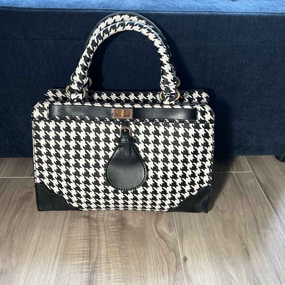 Black and White Shoulder Bag